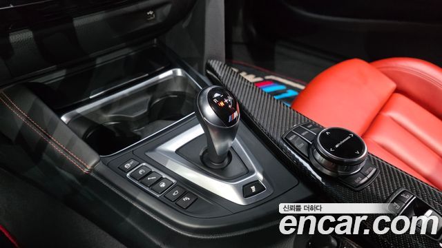 BMW M4 2018 — photo 12