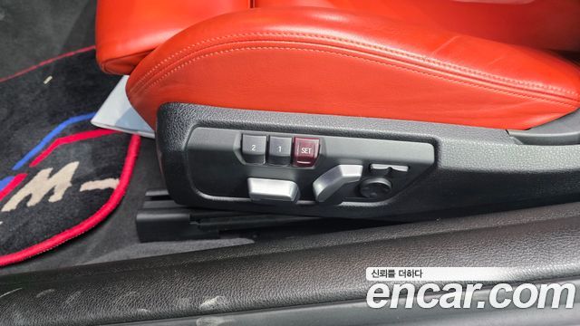 BMW M4 2018 — photo 19