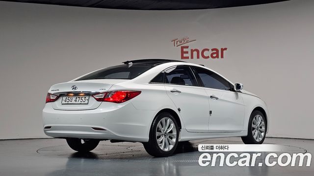 Hyundai Sonata 2010 — photo 2