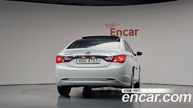 Hyundai Sonata 2010 — photo 4