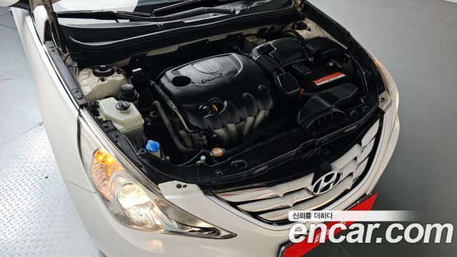 Hyundai Sonata 2010 — photo 6