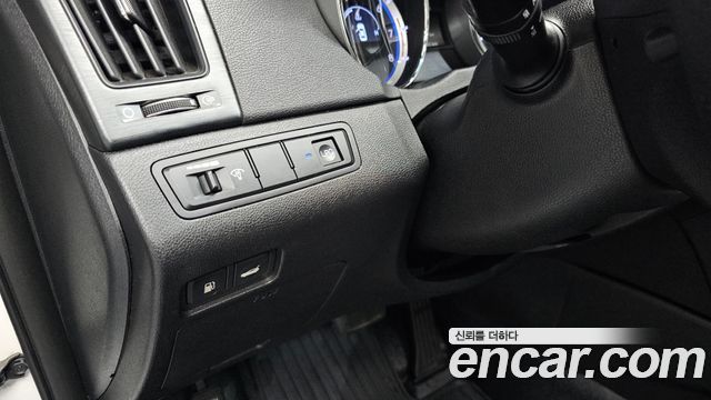 Hyundai Sonata 2010 — photo 22