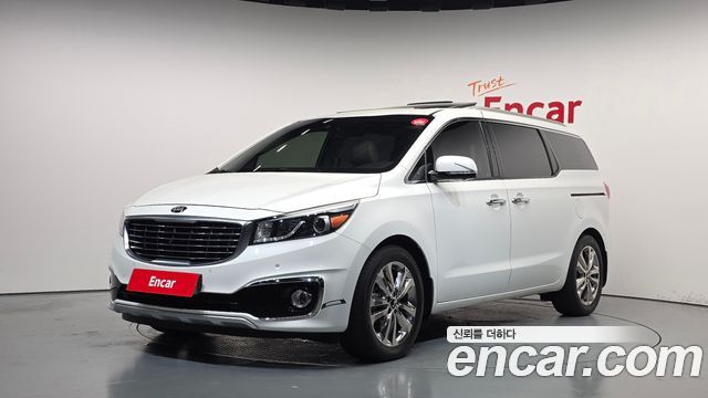 Kia Canival 2015 — photo 1