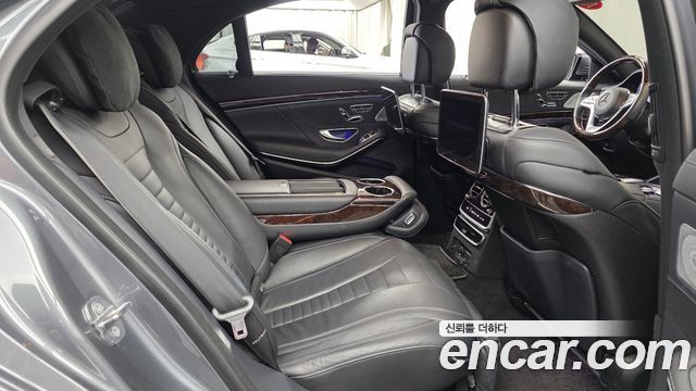 Mercedes-Benz S-Class 2019 — photo 18