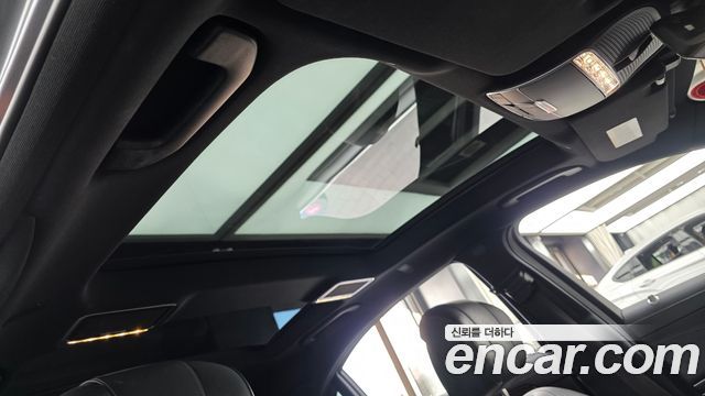 Mercedes-Benz S-Class 2019 — photo 23