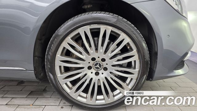 Mercedes-Benz S-Class 2019 — photo 7