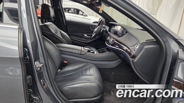 Mercedes-Benz S-Class 2019 — photo 16