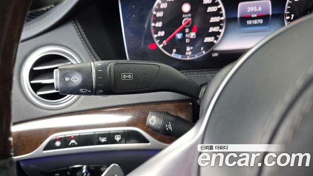 Mercedes-Benz S-Class 2019 — photo 29