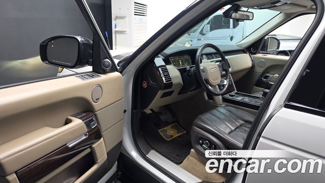 Land Rover Range Rover 2016 — photo 13