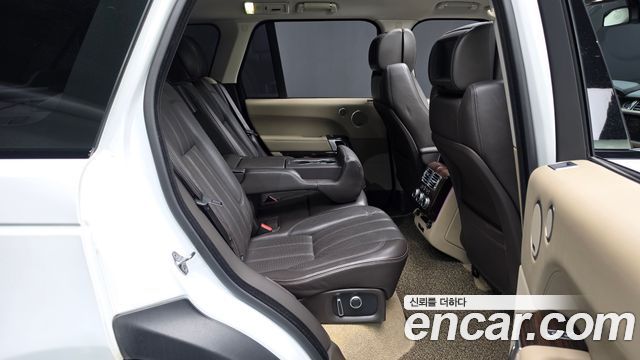 Land Rover Range Rover 2016 — photo 17