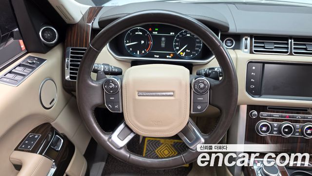 Land Rover Range Rover 2016 — photo 18