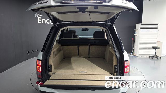 Land Rover Range Rover 2016 — photo 26