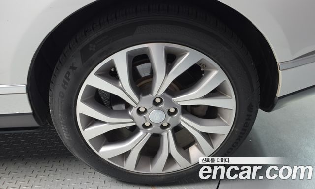 Land Rover Range Rover 2016 — photo 7