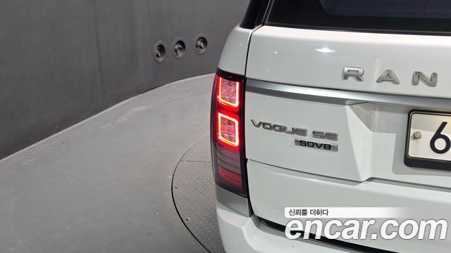 Land Rover Range Rover 2016 — photo 9