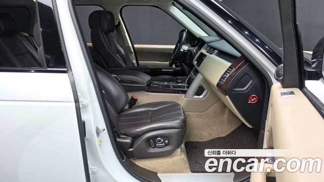 Land Rover Range Rover 2016 — photo 16