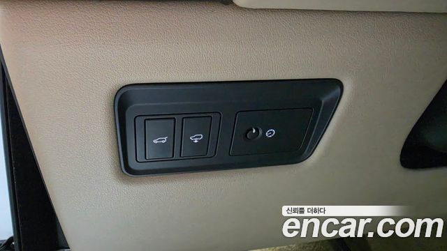 Land Rover Range Rover 2016 — photo 28