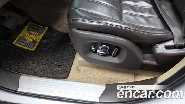 Land Rover Range Rover 2016 — photo 32