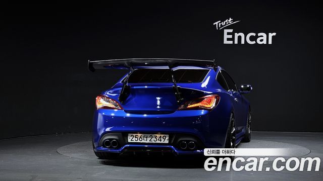 Hyundai Genesis 2013 — photo 4