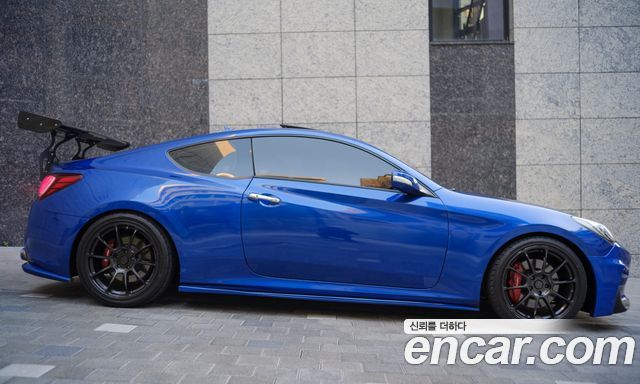 Hyundai Genesis 2013 — photo 16