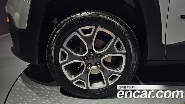 Jeep Renegade 2017 — photo 5