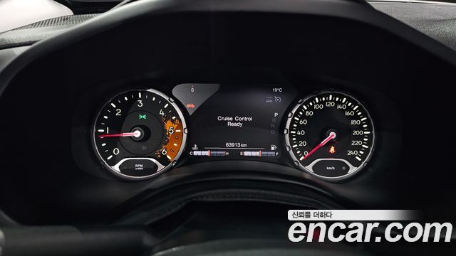 Jeep Renegade 2017 — photo 8