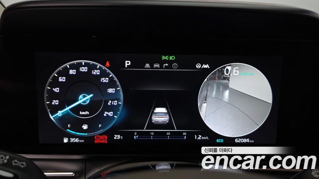 Kia Canival 2023 — photo 11