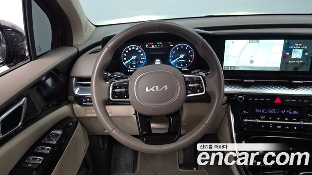 Kia Canival 2023 — photo 19