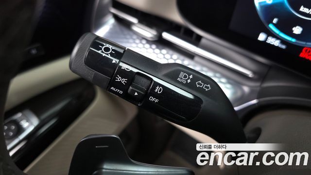 Kia Canival 2023 — photo 29