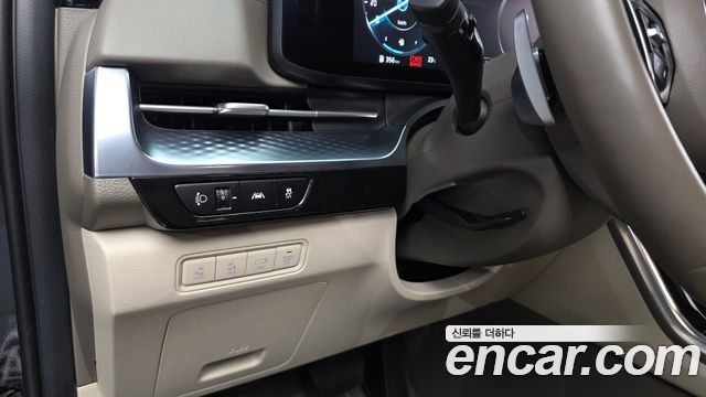 Kia Canival 2023 — photo 33