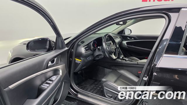 Genesis G70 2018 — photo 11