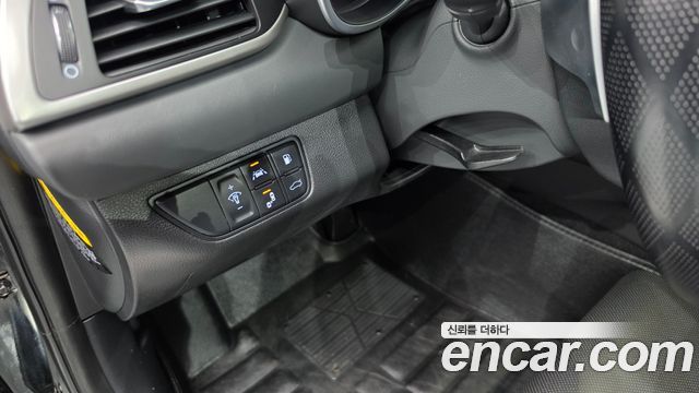 Genesis G70 2018 — photo 18