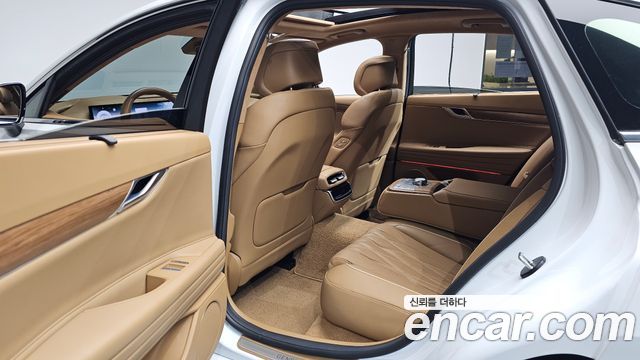 Genesis G80 2025 — photo 18