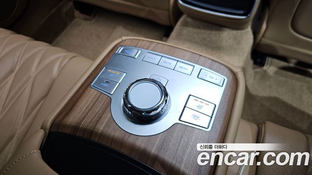 Genesis G80 2025 — photo 31