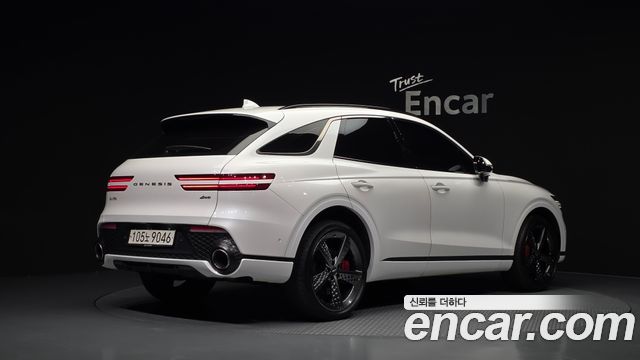 Genesis GV70 2023 — photo 2