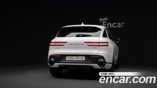 Genesis GV70 2023 — photo 4