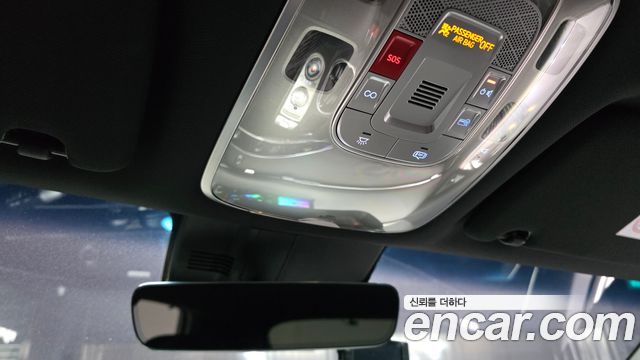 Genesis GV70 2023 — photo 18