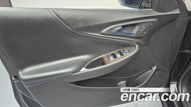Chevrolet Korea Malibu 2017 — photo 14