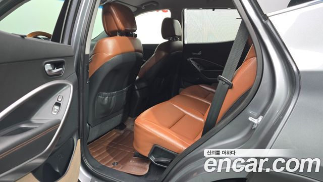 Hyundai Santafe 2013 — photo 11