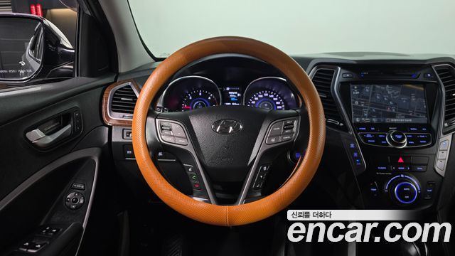 Hyundai Santafe 2013 — photo 12