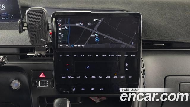 Hyundai Staria 2022 — photo 14