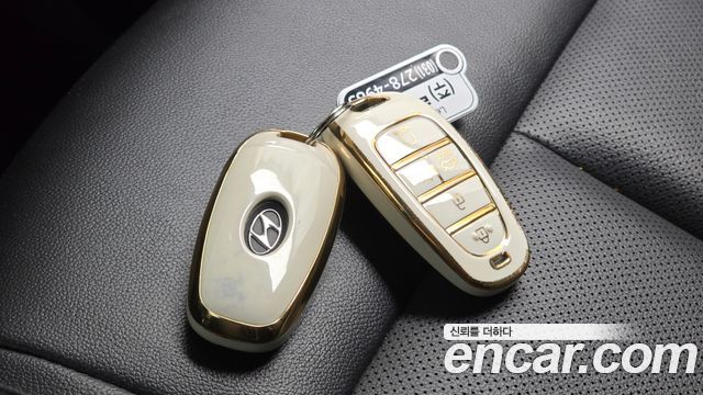 Hyundai Staria 2022 — photo 17