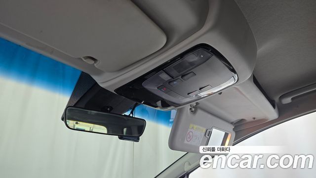 Hyundai Staria 2022 — photo 18