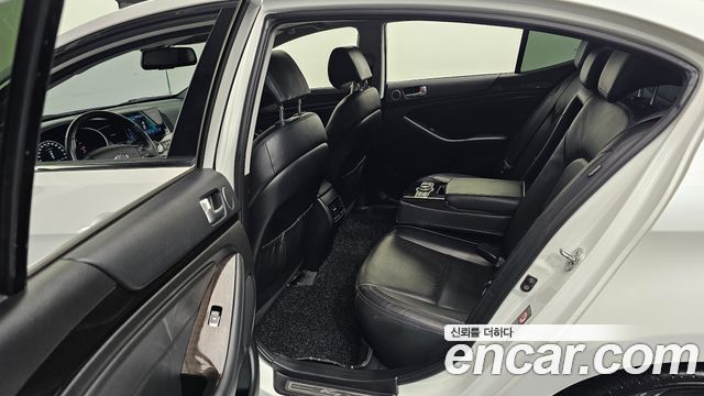 Kia K7 2014 — photo 17