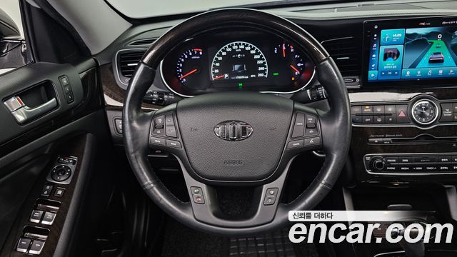 Kia K7 2014 — photo 20