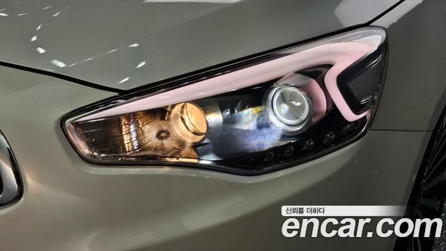 Kia K7 2014 — photo 8