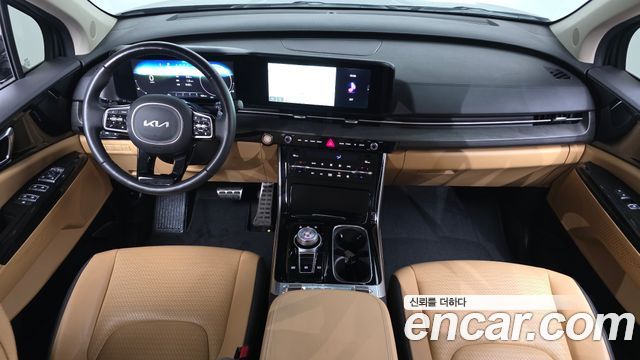 Kia Canival 2023 — photo 7