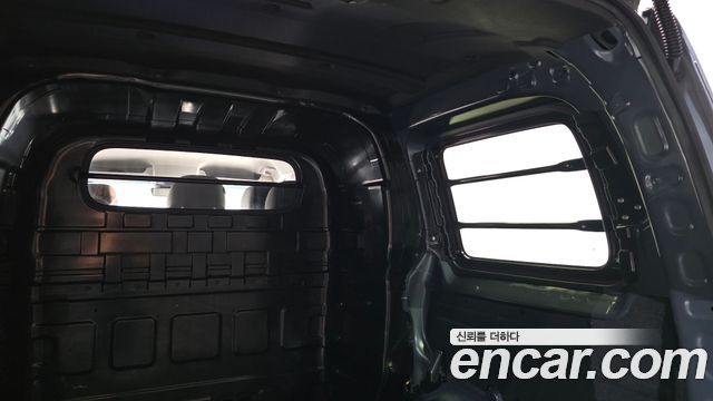 Hyundai Staria 2022 — photo 23