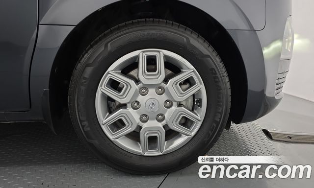Hyundai Staria 2022 — photo 7