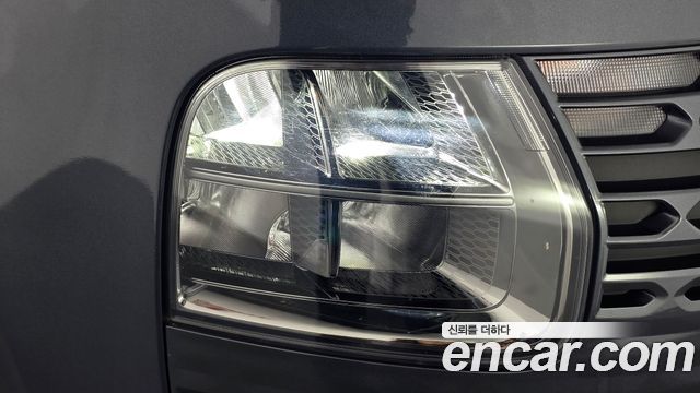Hyundai Staria 2022 — photo 8