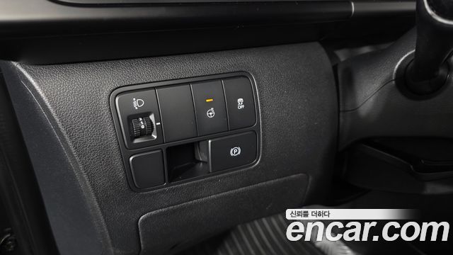 Hyundai Staria 2022 — photo 28